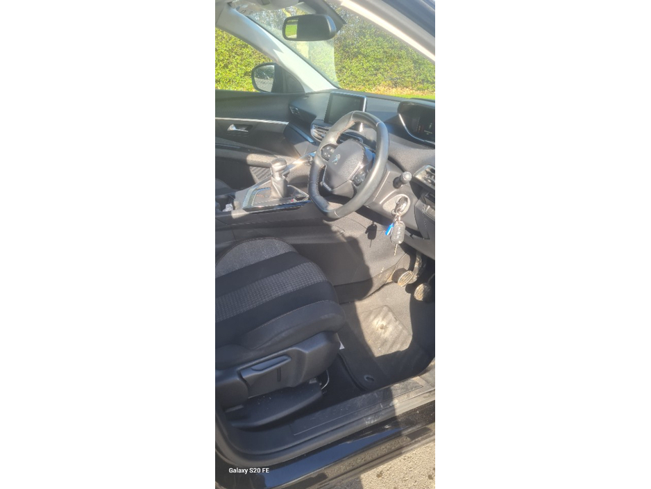 2017 Peugeot 3008 1.6L Diesel For Sale Images