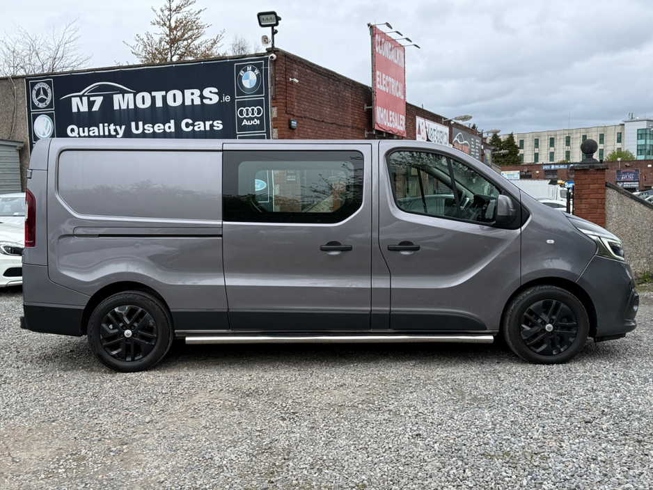 2021 Renault Trafic 2L Diesel For Sale Images