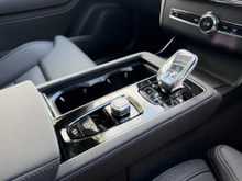 2025 Volvo XC90 2L Petrol Plug-in Hybrid For Sale Images