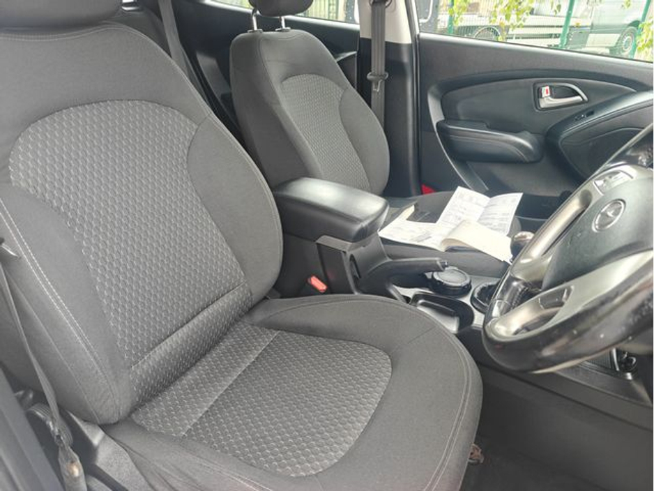 Hyundai ix35 LOW KMS, DIESEL — thumbnail 12