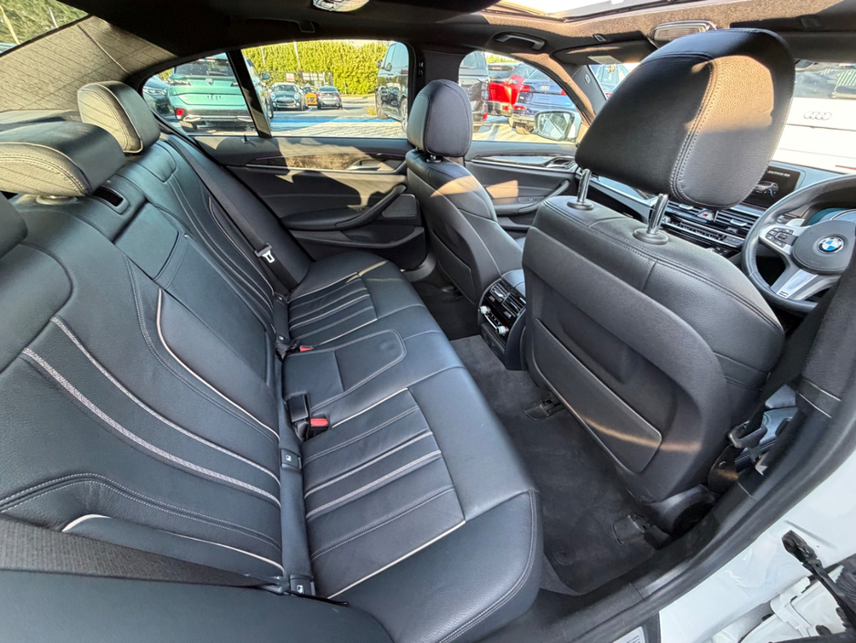 BMW 5 Series M-SPORT 530E - 2.0L PETROL HYBRID - AUTO - 12M WARRANTY - CAR: 2265 — thumbnail 35