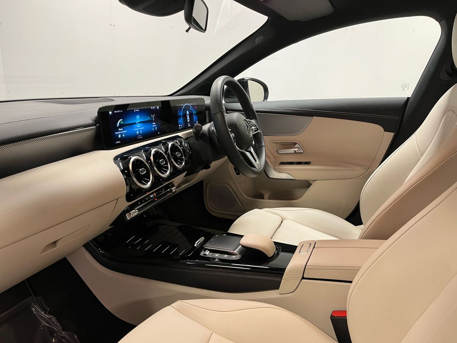 Mercedes-Benz CLA Class 180 Progressive - 18 Inch Alloys - Reversing Camera - Climate Control - Heated Seats - Cruise Control - Apple CarPlay/Android Auto - €36,950 or €37,900 with Supagard vehicle protection & GAP Insurance — thumbnail 12