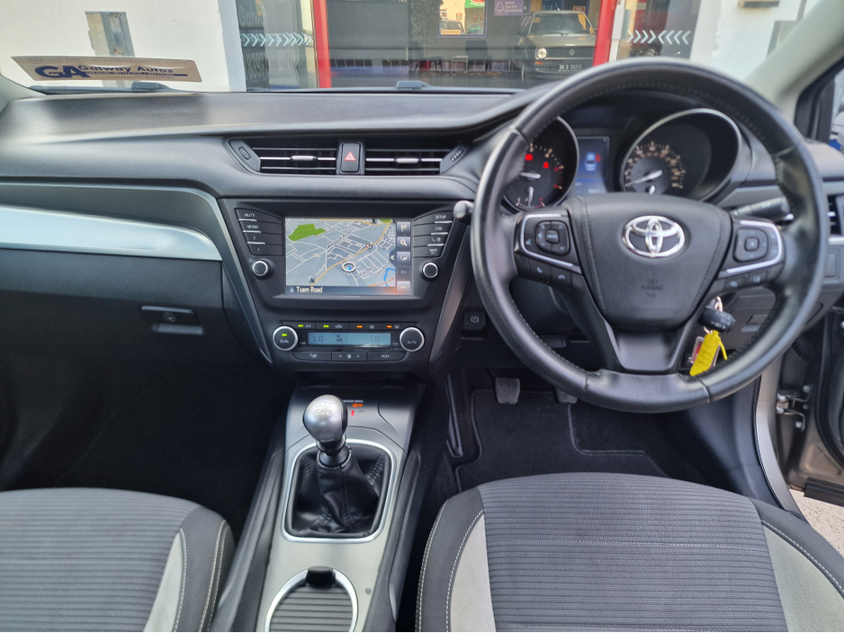 2017 Toyota Avensis 1.6L Diesel For Sale Images