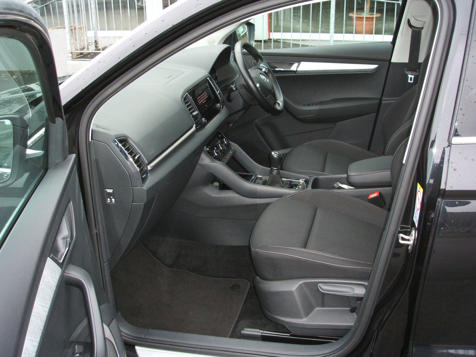 2023 Skoda Karoq 2L Diesel For Sale Images