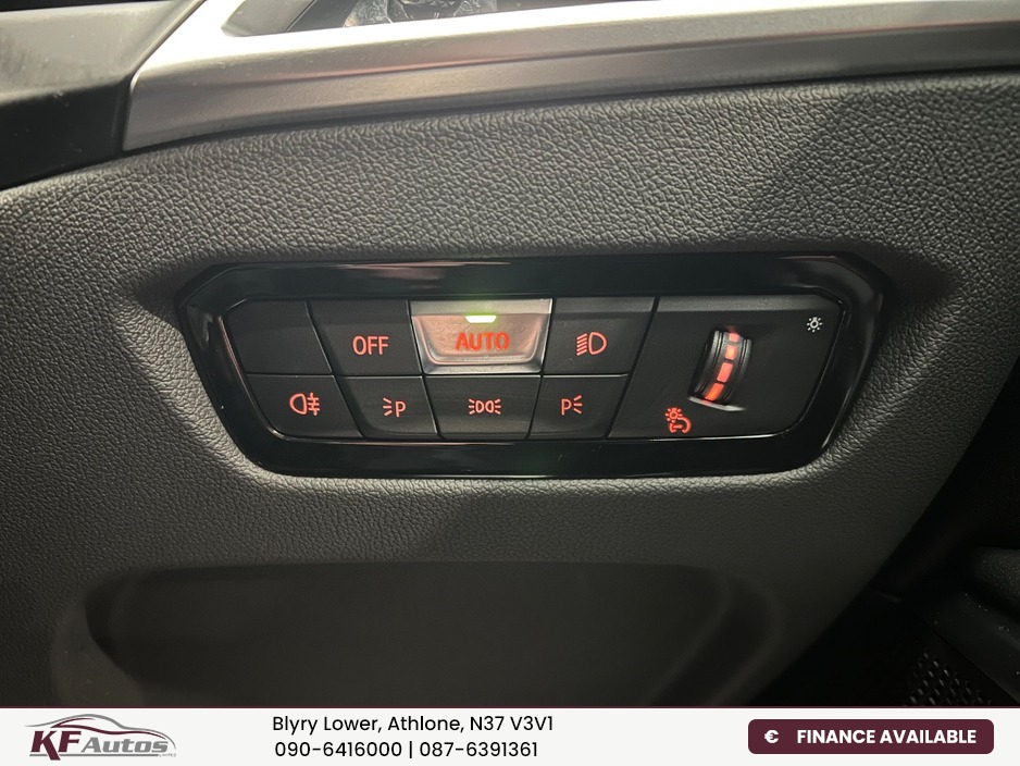 2025 BMW 3 Series 2L Petrol Plug-in Hybrid For Sale Images