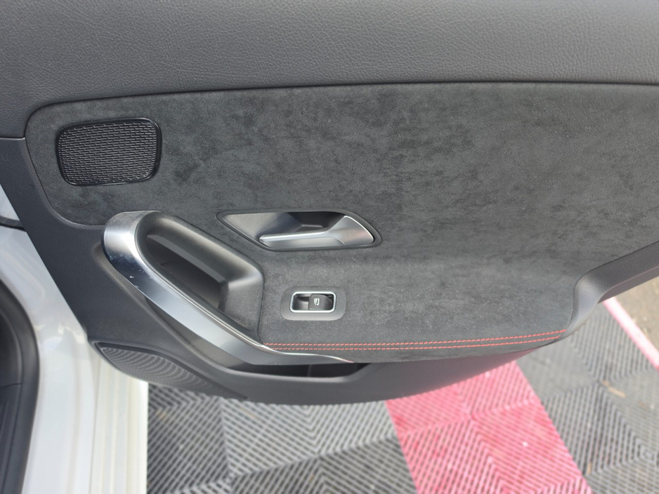 2020 Mercedes-Benz A Class 1.9L Diesel For Sale Images