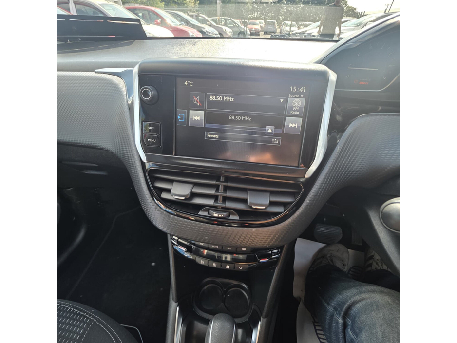 Peugeot 208 1.2 PureTech 68bhp Access 5 dr — thumbnail 16