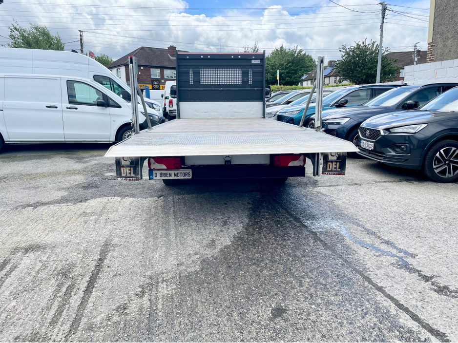 2022 Mercedes-Benz Sprinter 2L Diesel For Sale Images