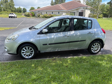 2011 Renault Clio 1.1L Petrol For Sale Images