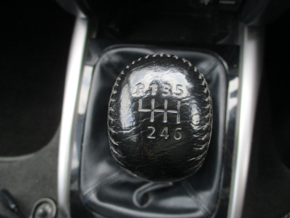 2019 Mitsubishi L200 2.4L Diesel For Sale Images