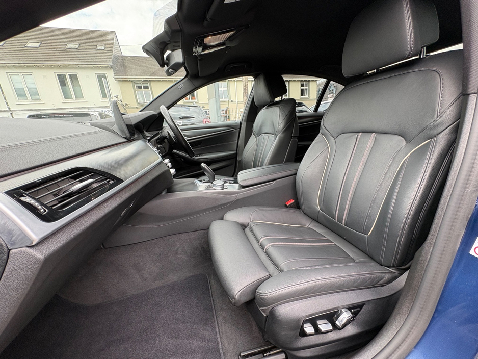 2022 BMW 5 Series 2L Petrol Plug-in Hybrid For Sale Images
