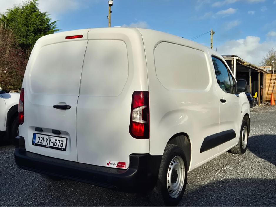 2023 Fiat Doblo 1.5L Diesel For Sale Images