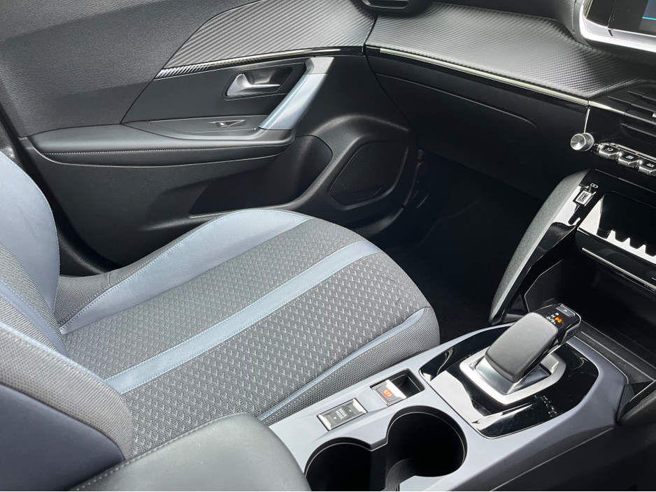 2021 Peugeot 2008 0L Electric For Sale Images