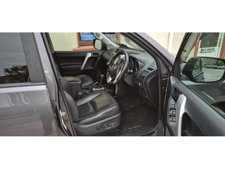 2016 Toyota Landcruiser 2.8L Diesel For Sale Images