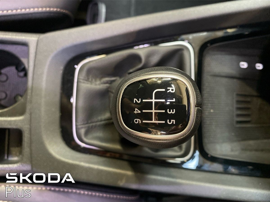 Skoda Octavia Selection Box 1.5TSI 115bhp — thumbnail 18