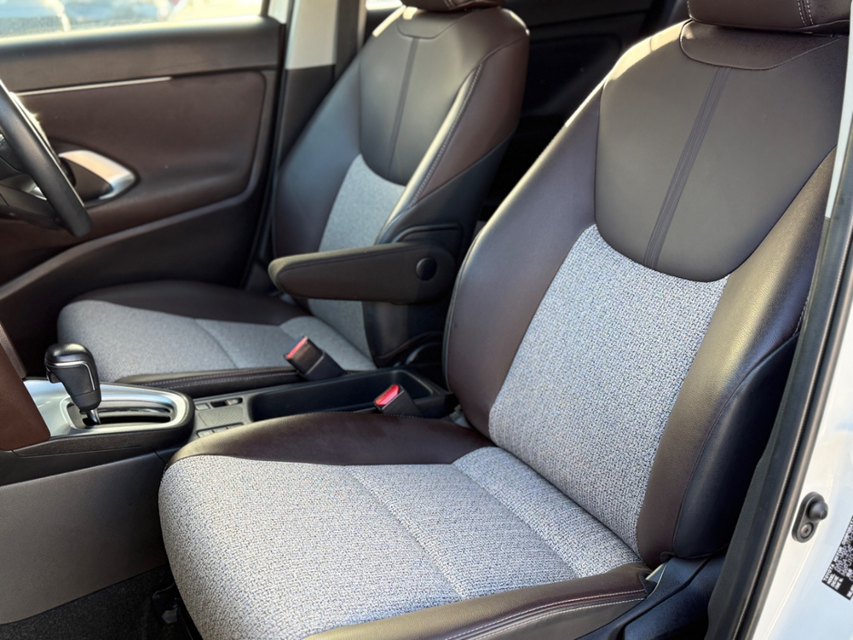 2020 Toyota Yaris Cross 1.4L Petrol Hybrid For Sale Images