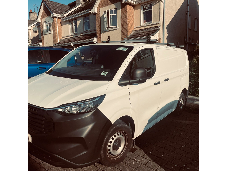 2025 Ford Transit Custom Kombi