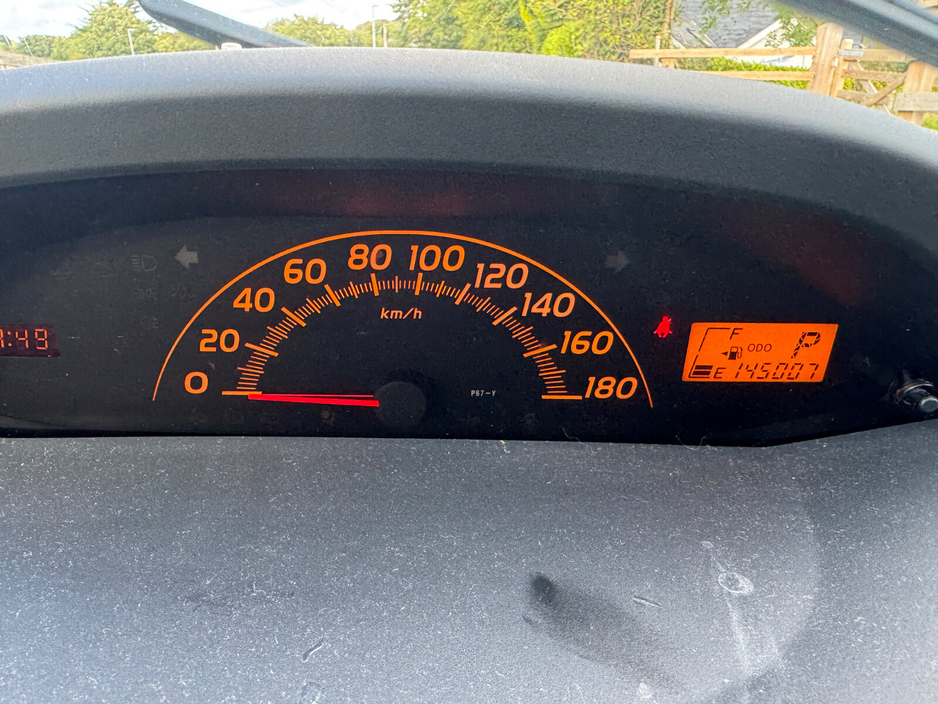 Toyota Vitz 1.0 VVT-i Terra — thumbnail 11
