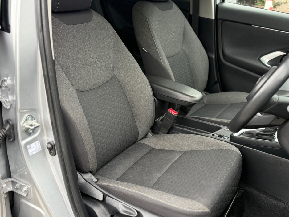 2024 Toyota Yaris Cross 1.5L Petrol Hybrid For Sale Images