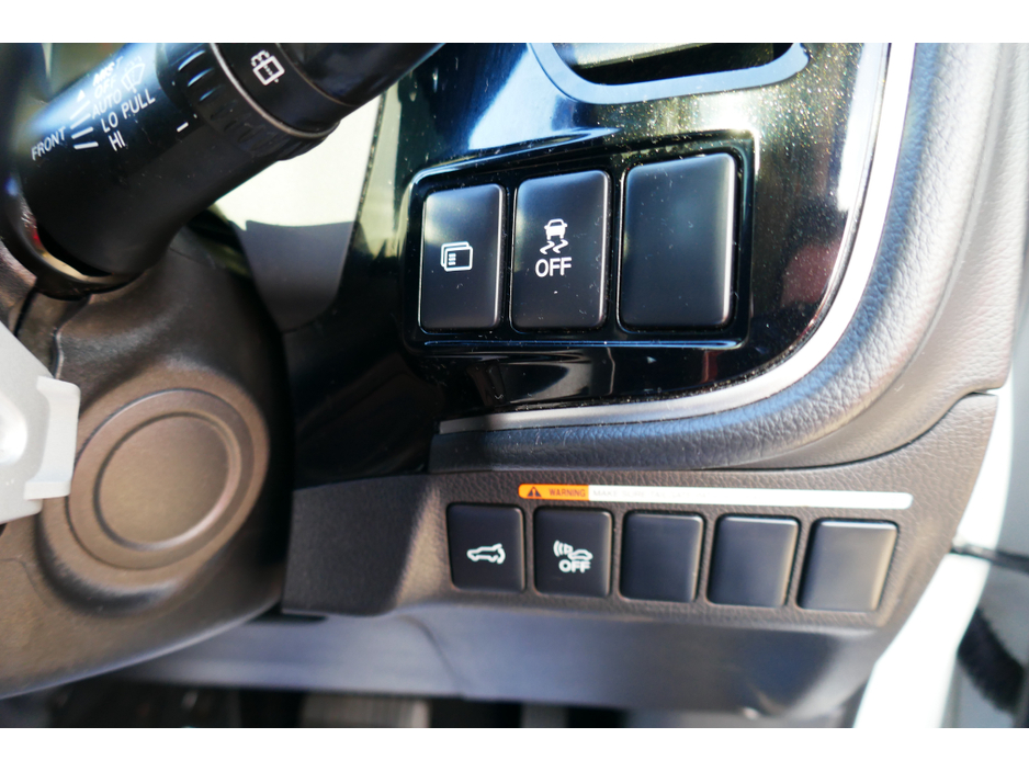 2017 Mitsubishi Outlander 2L Petrol Hybrid For Sale Images