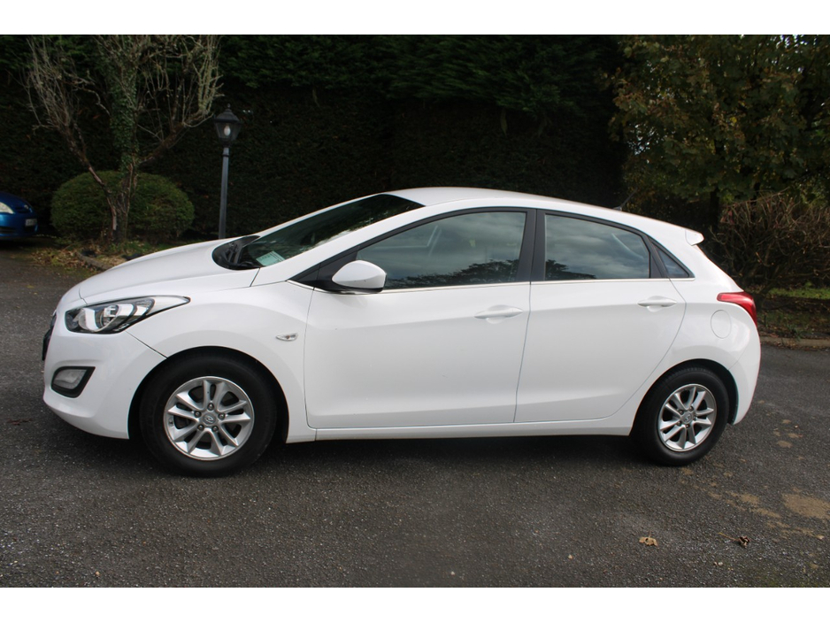 2015 Hyundai i30 1.6L Diesel For Sale Images