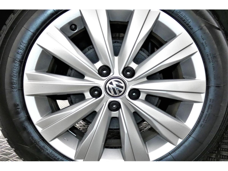 Volkswagen Polo 1.0 TSI DSG COMFORTLINE *CARPLAY*ANDROID*REVERSE CAM*PARK SENSORS* — thumbnail 28