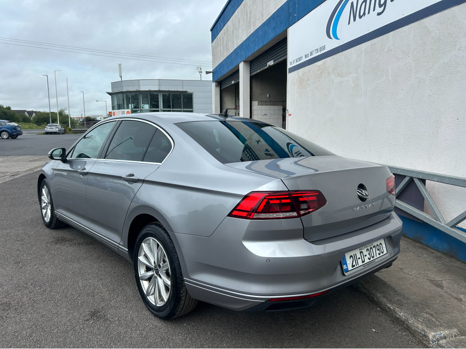 2021 Volkswagen Passat 2.0L Diesel For Sale Images