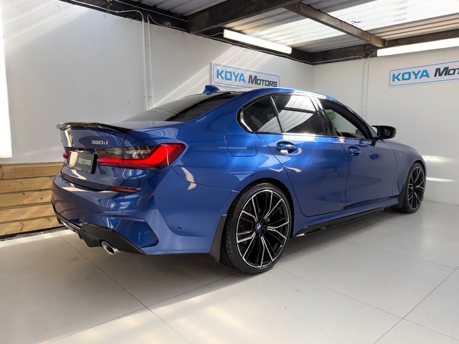 BMW 3 Series 320D M-SPORT PRO X-DRIVE M-PERFORMANCE 2.0 DIESEL AUTOMATIC // M3 UPGRADED WHEEL PACKAGE // FULL M-PERFORMANCE KIT // PRO MEDIA PACK // APPLE CARPLAY // PRIVACY PACK // AA APPROVED DEALER 2026 — thumbnail 10