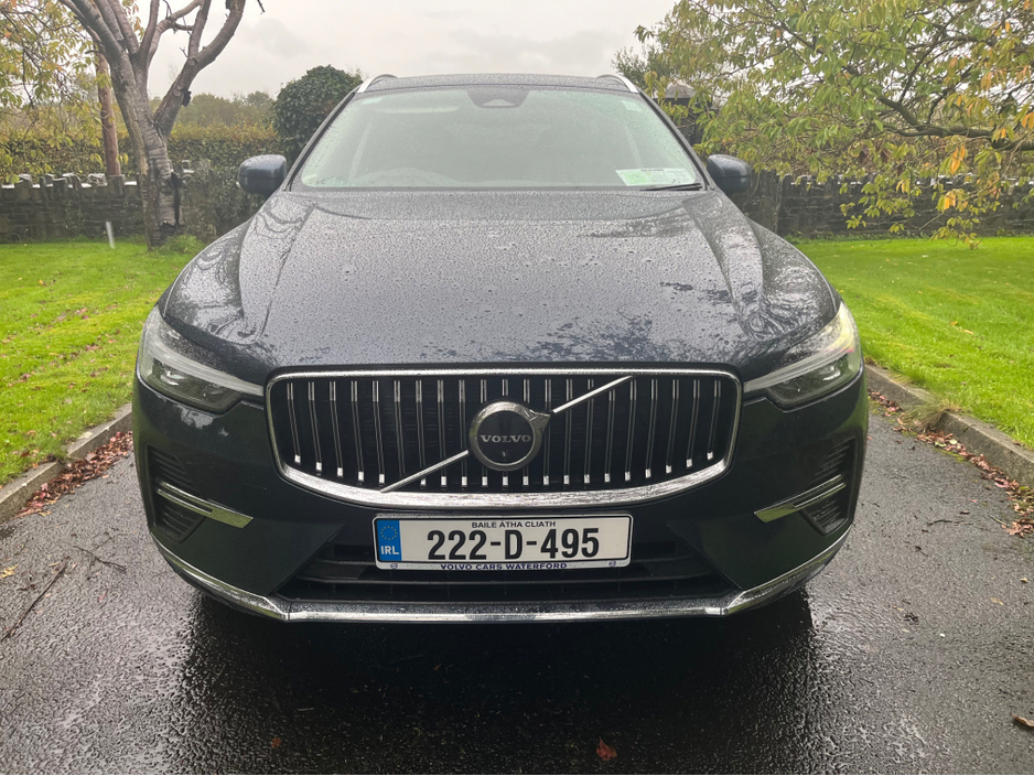 2022 Volvo XC60 2L Diesel For Sale Images