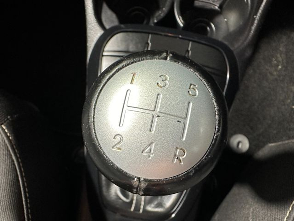 Kia Picanto 1.0 Petrol — thumbnail 19
