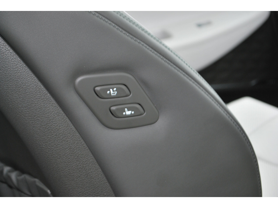 2023 Hyundai Santa Fe 1.6L Petrol Plug-in Hybrid For Sale Images
