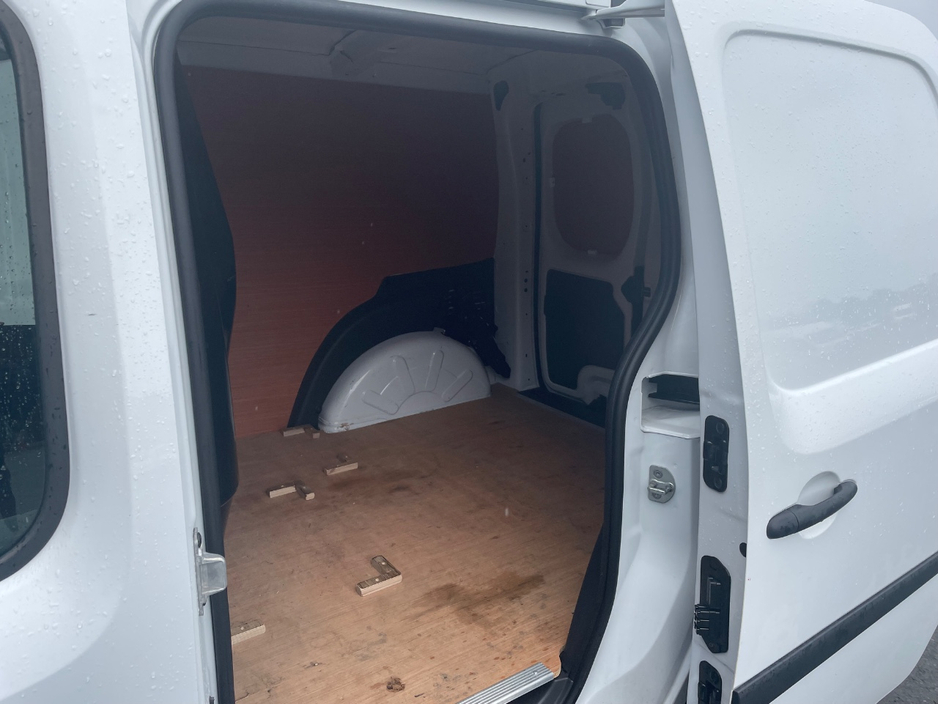 2021 Renault Kangoo 1.5L Diesel For Sale Images