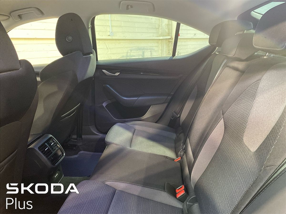 Skoda Octavia Selection 1.5TSI 115bhp — thumbnail 6