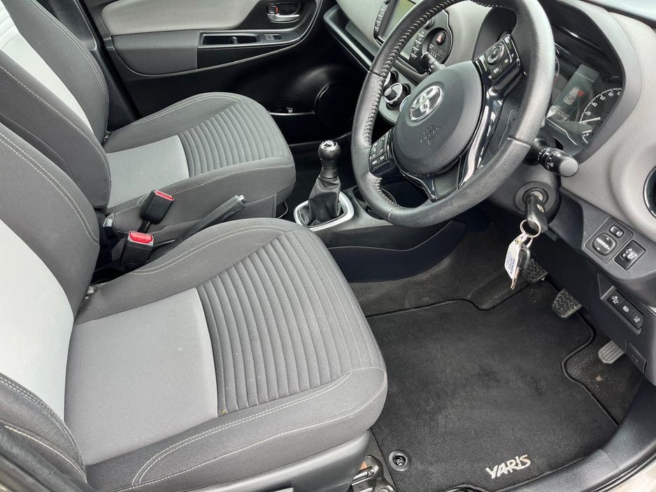 2020 Toyota Yaris 1L Petrol For Sale Images
