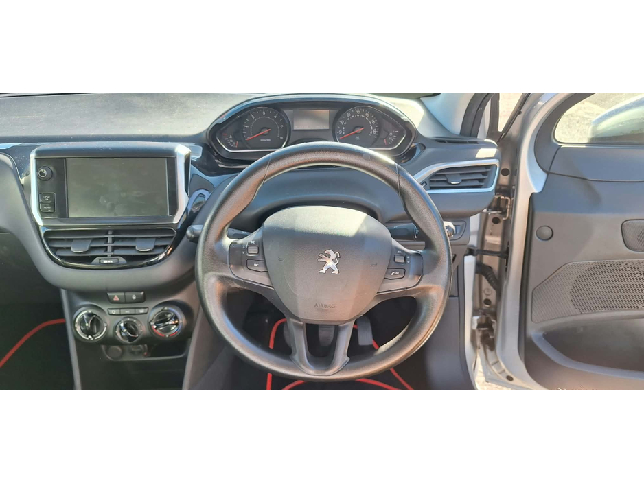 2014 Peugeot 208 1.4L Diesel For Sale Images