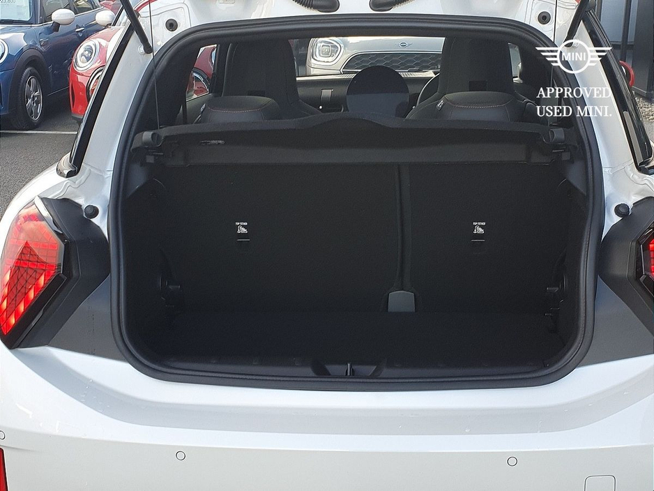 2026 MINI Hatch 2L Petrol For Sale Images
