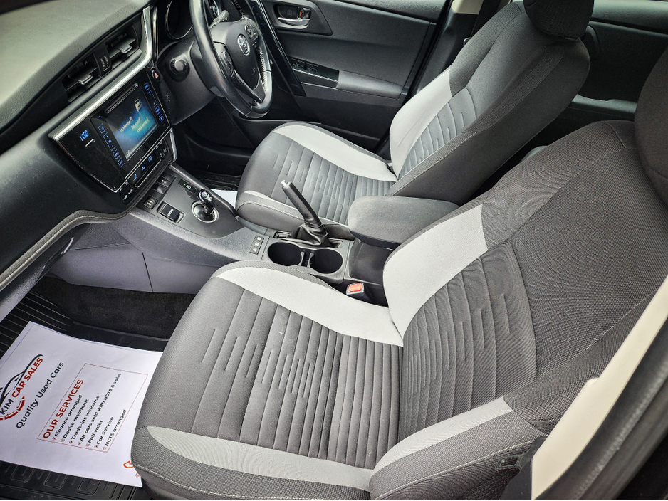 2018 Toyota Auris 1.8L Petrol Hybrid For Sale Images