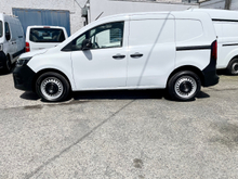2023 Renault Kangoo 1.5L Diesel For Sale Images