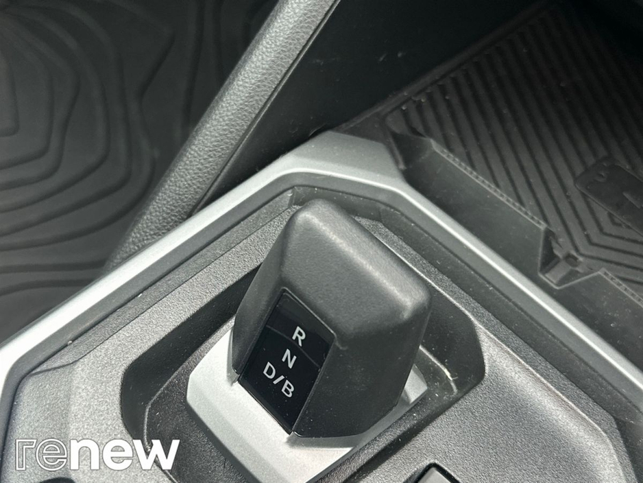 2026 Dacia Duster 1.6L Petrol Hybrid For Sale Images