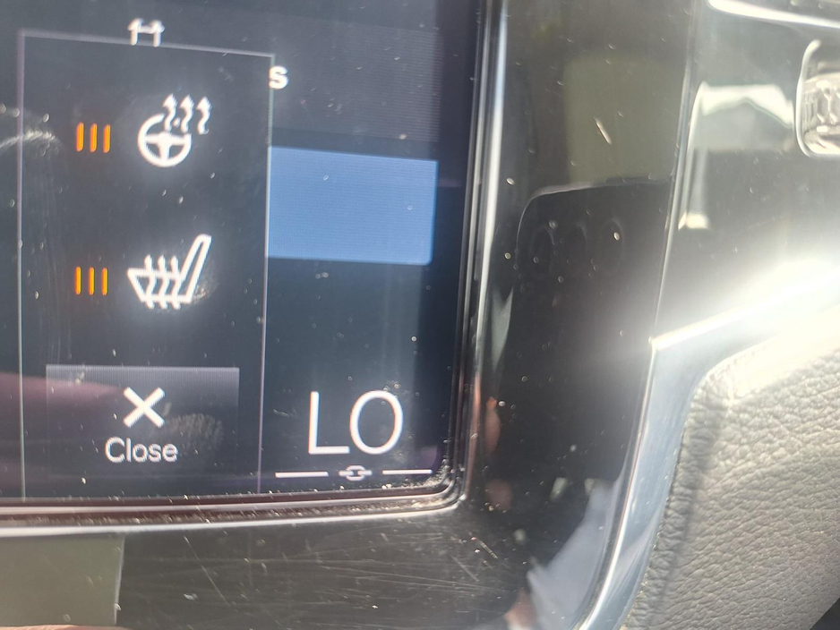 2020 Volvo XC90 2L Diesel For Sale Images