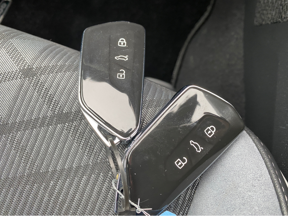 2024 Volkswagen Golf 2L Diesel For Sale Images