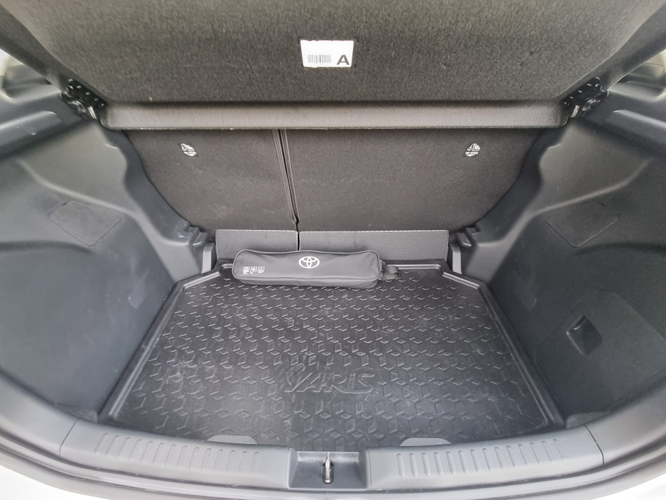 2024 Toyota Yaris 1.5L Petrol Hybrid For Sale Images