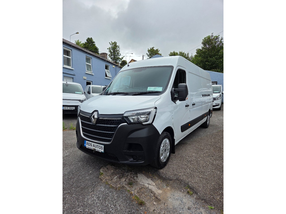 2024 Renault Master 2.3L Diesel For Sale Images