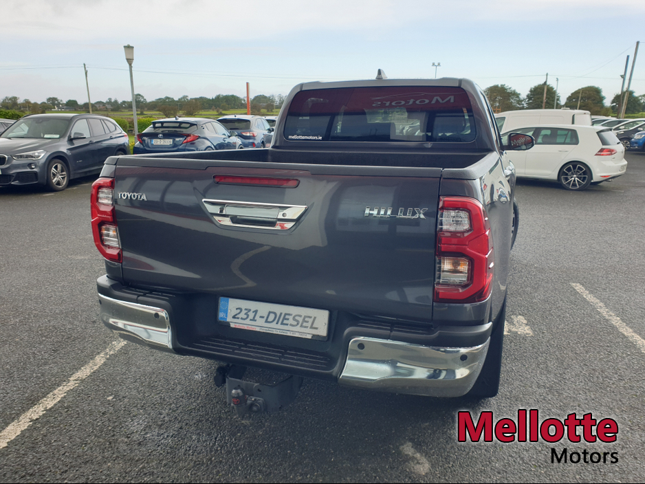 2023 Toyota Hilux 2.8L Diesel For Sale Images
