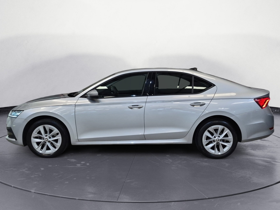 Skoda Octavia AMBITION 2.0 TDI 115HP 5DR — thumbnail 9