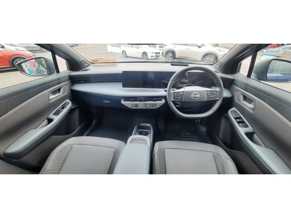 Nissan Leaf 52KW EVOLVE 5DR AUTO 2 TONE — thumbnail 14