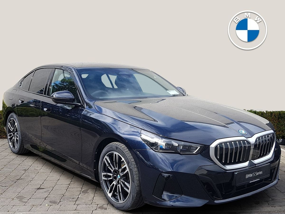 2026 BMW 5 Series 2L Petrol Plug-in Hybrid For Sale Images