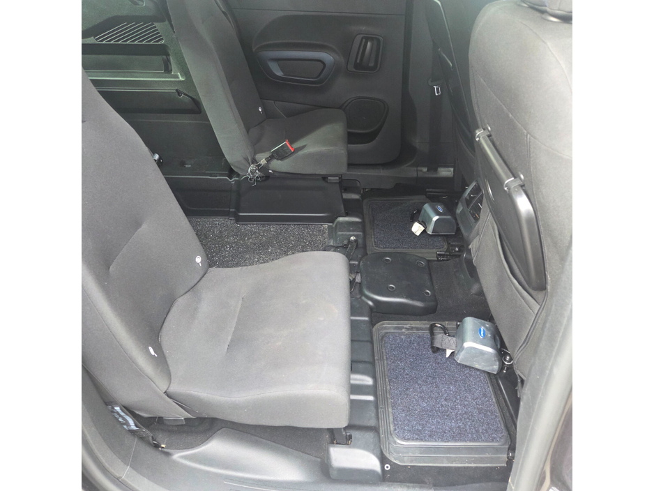 2021 Peugeot Rifter 1.5L Diesel For Sale Images