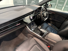 2026 Audi Q7 3L Diesel For Sale Images