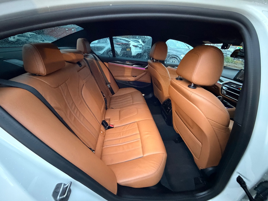 2021 BMW 5 Series 2L Petrol Plug-in Hybrid For Sale Images